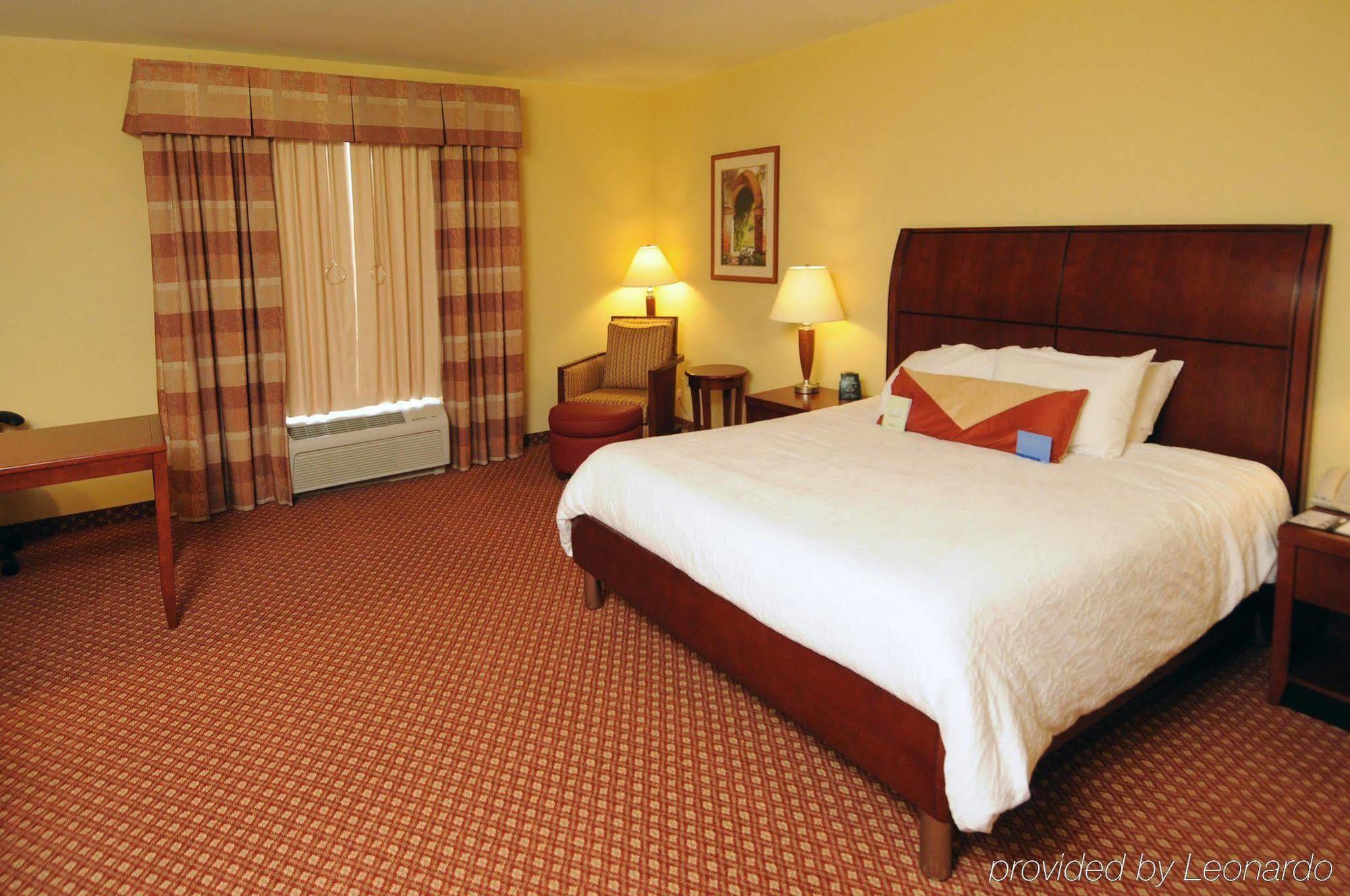 Hilton Garden Inn Morgantown Room photo